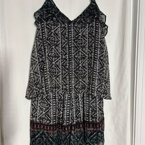 Xhilaration Monochrome Patterned Romper M